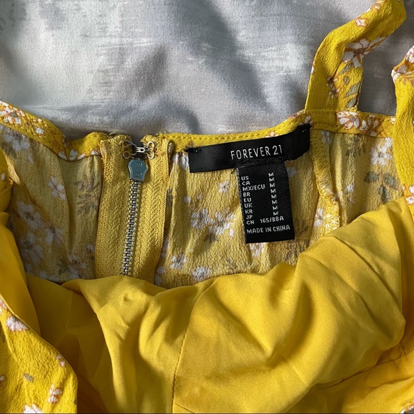 Yellow Floral Crop Top - Picture 5 of 6